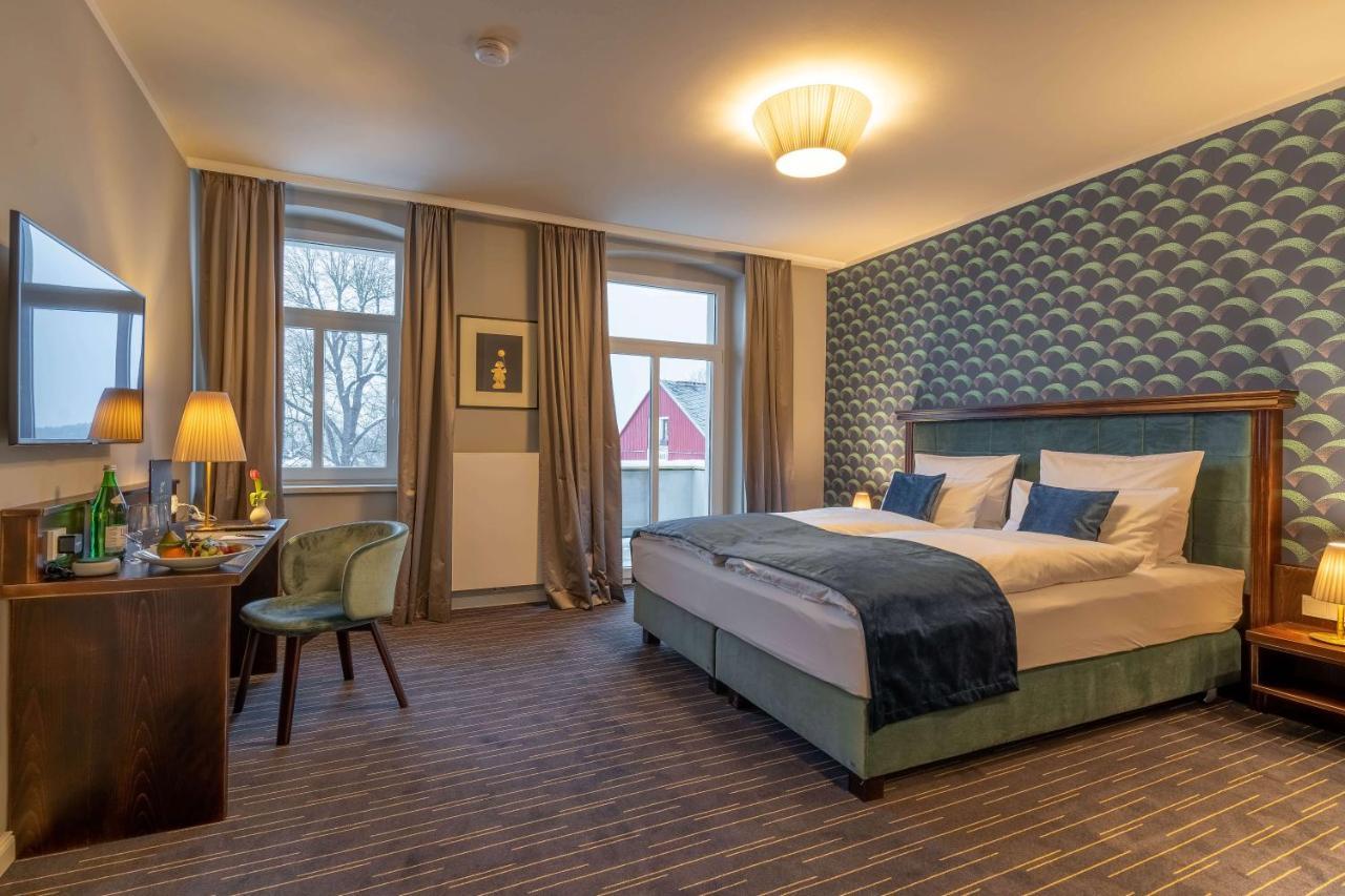 Logis Hotel Quartier 5, Saechsische Schweiz, Mit Restaurant, Cafe & Bar Kurort Gohrisch Luaran gambar