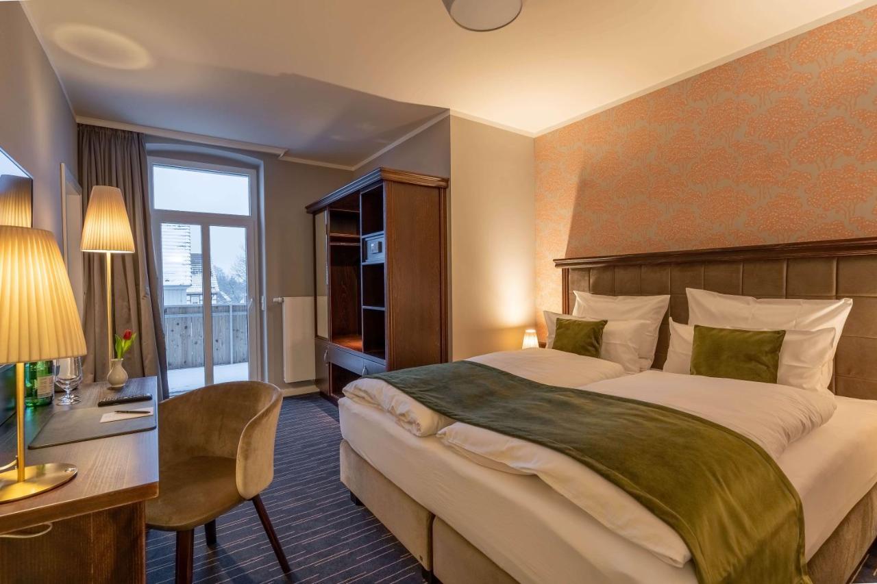 Logis Hotel Quartier 5, Saechsische Schweiz, Mit Restaurant, Cafe & Bar Kurort Gohrisch Luaran gambar
