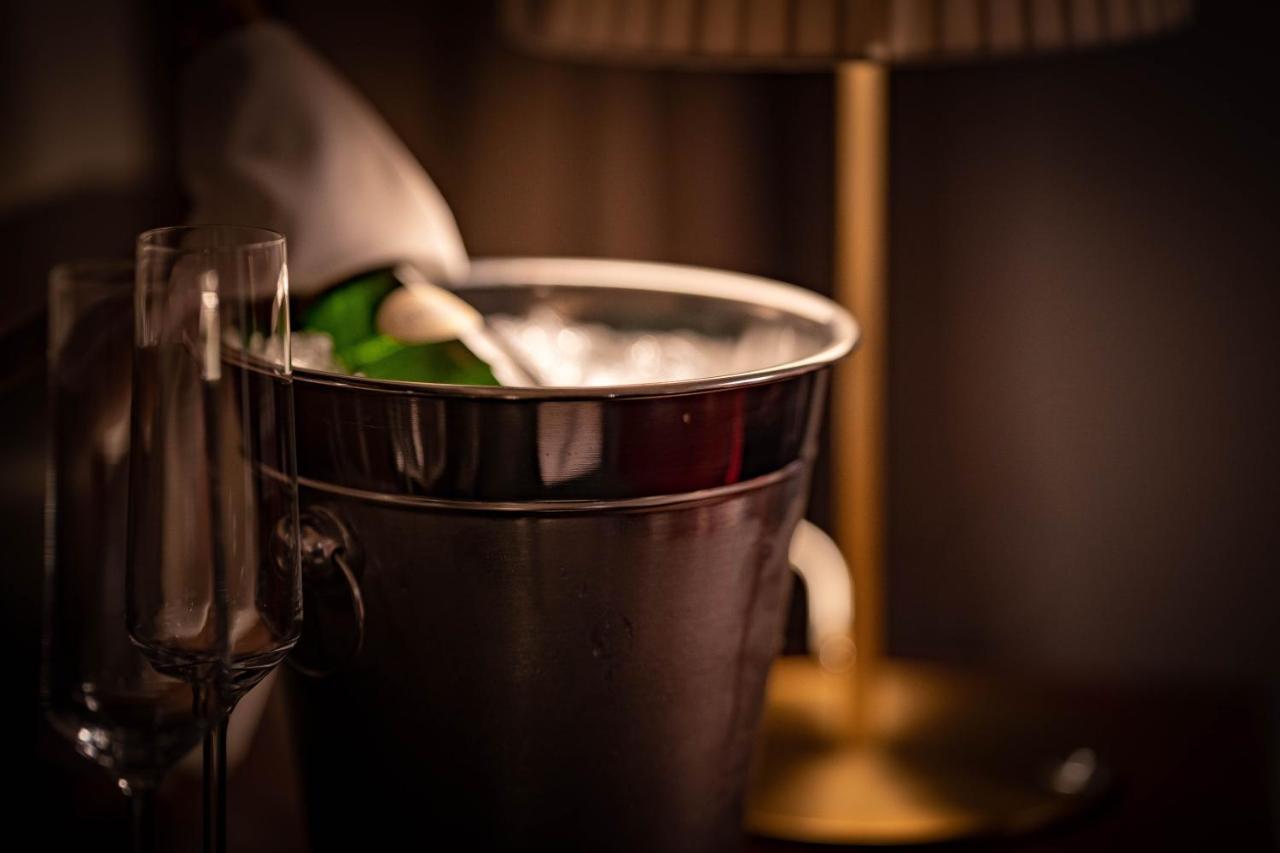 Logis Hotel Quartier 5, Saechsische Schweiz, Mit Restaurant, Cafe & Bar Kurort Gohrisch Luaran gambar